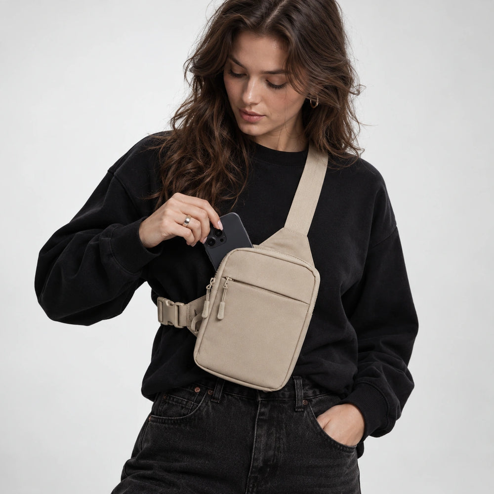 Crossbody Bag 2.0 Beige front lifestyle phone pocket
