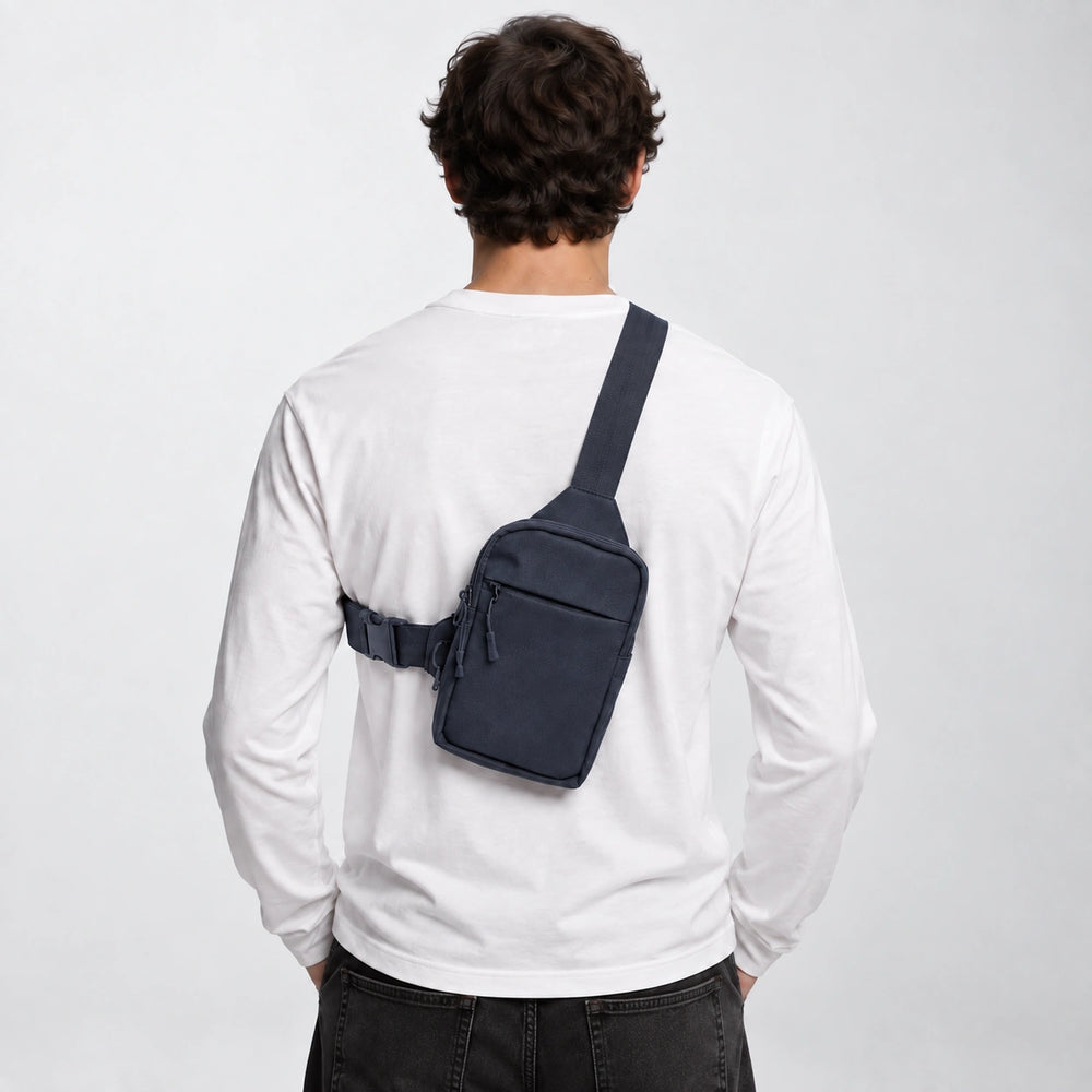 Crossbody Bag 2.0 Navy back lifestyle